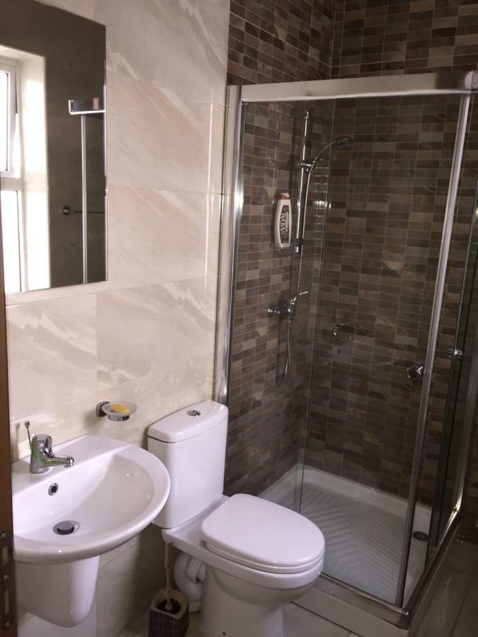 Seafront Apartment Between Valletta And Sliema Msida Luaran gambar